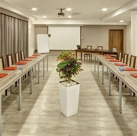 Baltic Cliff & Wellness 4*