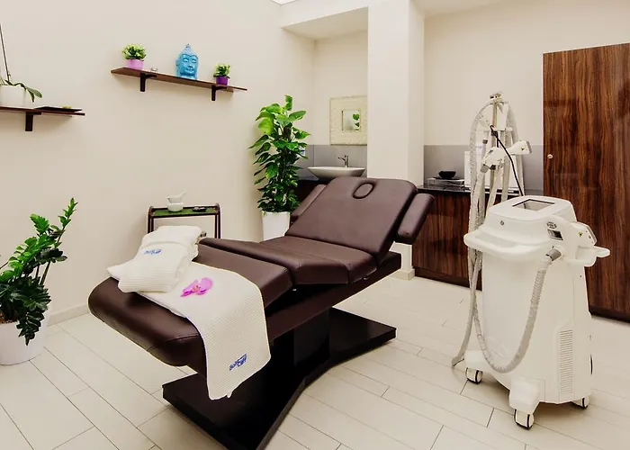 Baltic Cliff & Wellness 4* نيخوجة